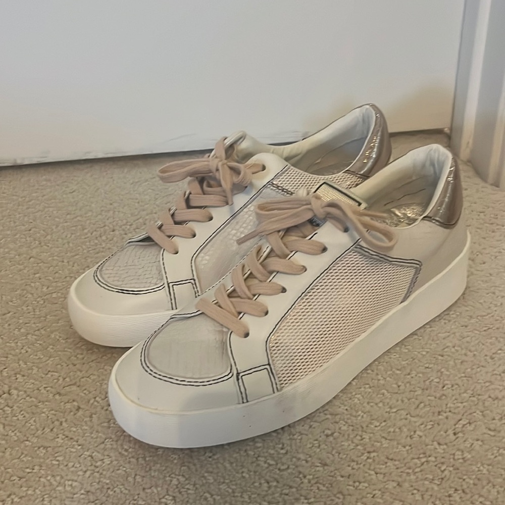 Dolce Vita platform sneakers size 8